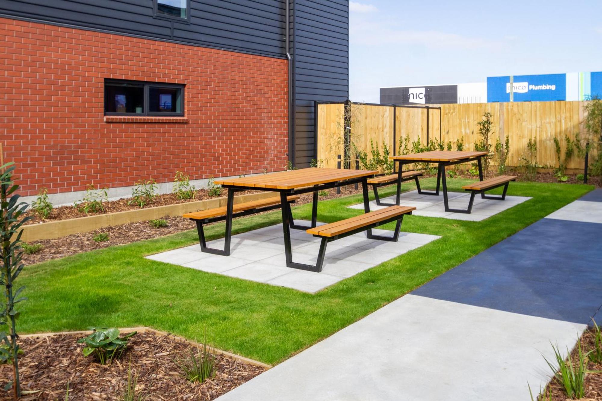 Downtown Comfort: Modern Studio With Backyard Christchurch Exterior foto